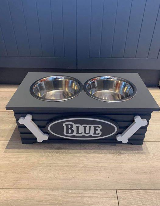 DOG FEEDER TWO BOWL MEDIUM BARNEY DESIGN PAWFECTLY UNIQUE Personalised Handmade in Britain 9 Customisable Colours
